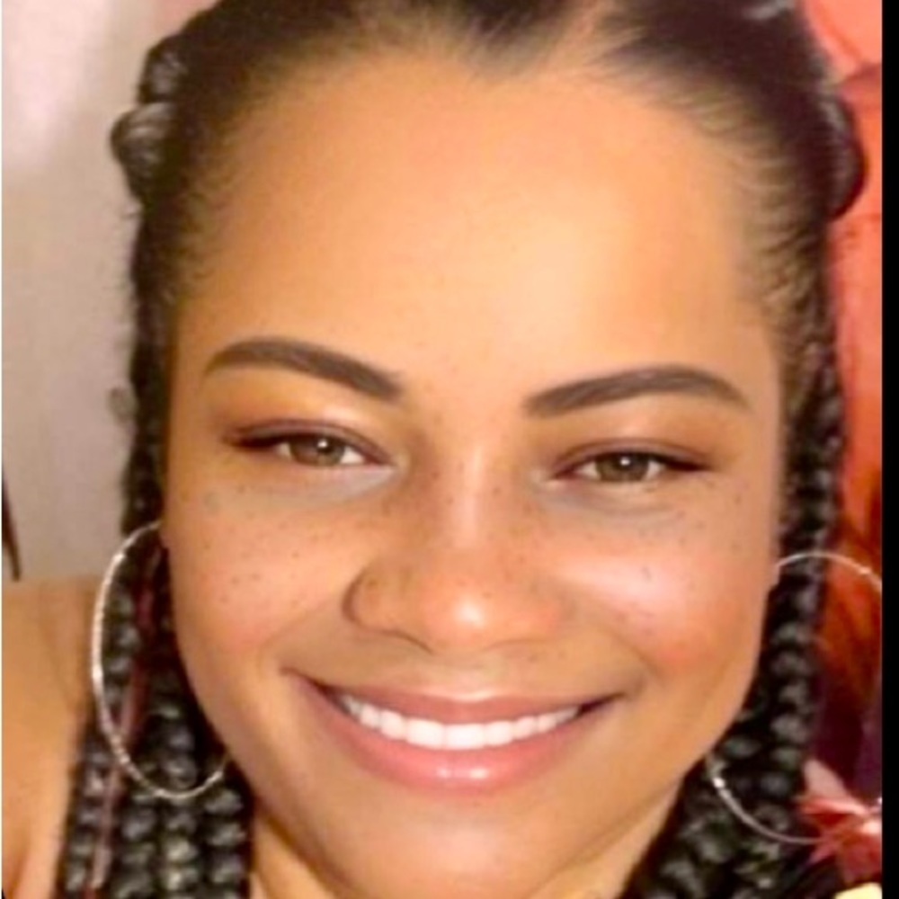 Meet your Posher, Debra